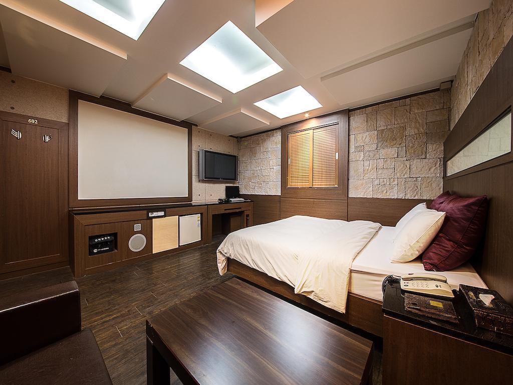 Hotel Valentine Gwangmyeong Room photo